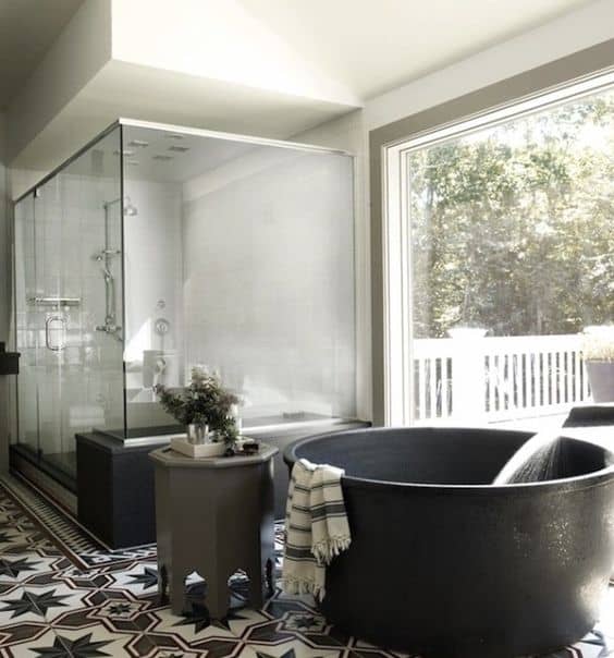 Silver Small Japanese Soaking Tub 900x675 19 Japanese Soaking Tubs That Bring the Ultimate Comfort