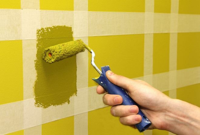 Чем отделать стены в коридоре вместо обоев: покраска стен акриловой краской