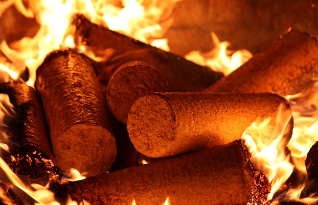 Сгорание топливных брикетов в печи