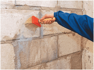 Старайтесь тщательно обработать поверхность стены