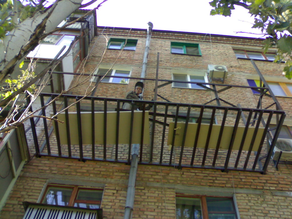 Каркас балкона